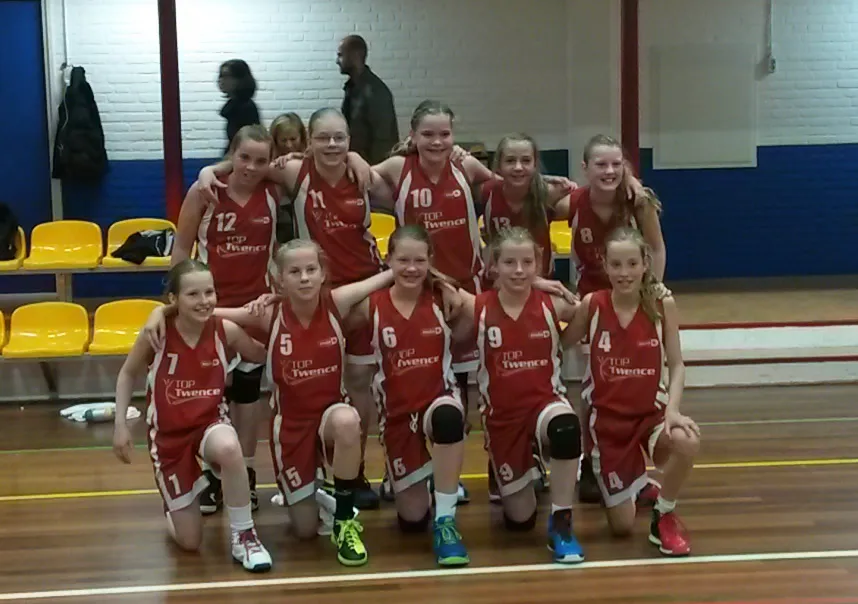 jolly jumpers vu12 1 in den helder eerste njk dag 2015