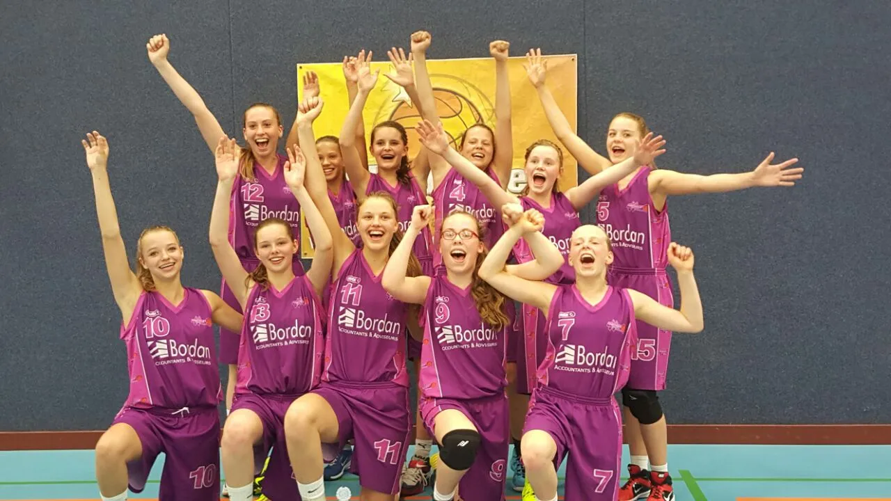 jolly jumpers vu14 na ajk 2015