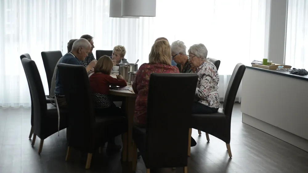 l67sbt7o7b7q8g7digxbtn41m stillthuishuis01