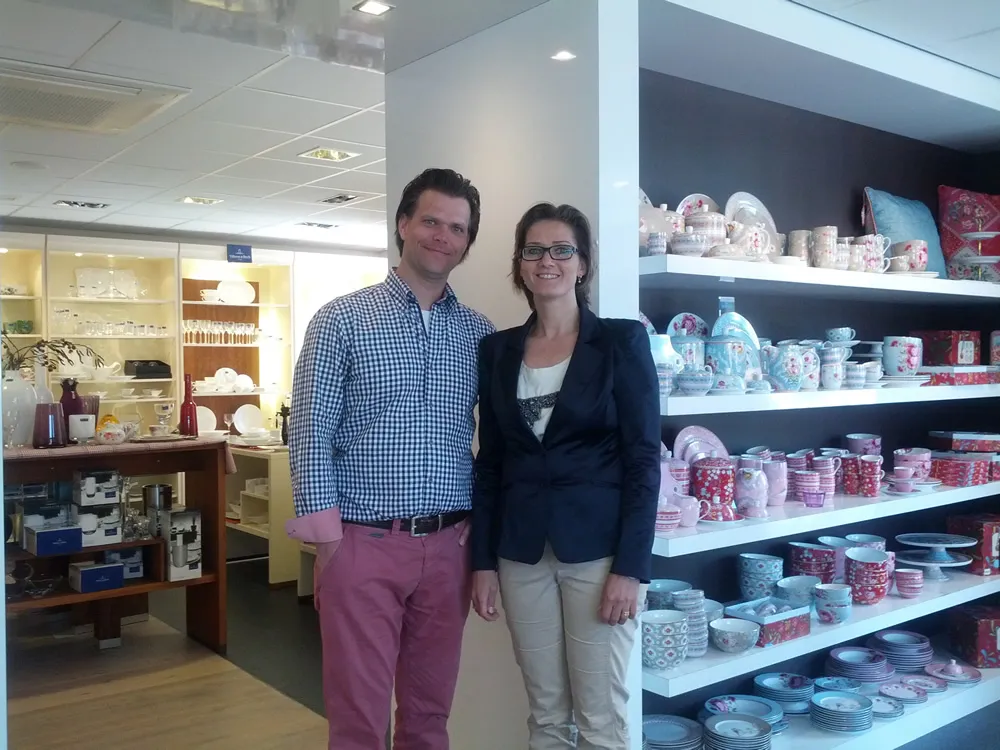 miqykcgsbwkpuowgq4yfwg08d 2013 05 04 12