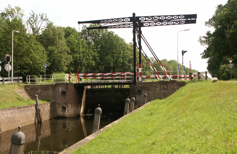 n0itxvvyf5a99tu409yzv3zar reutum kanaal almelo nordhorn