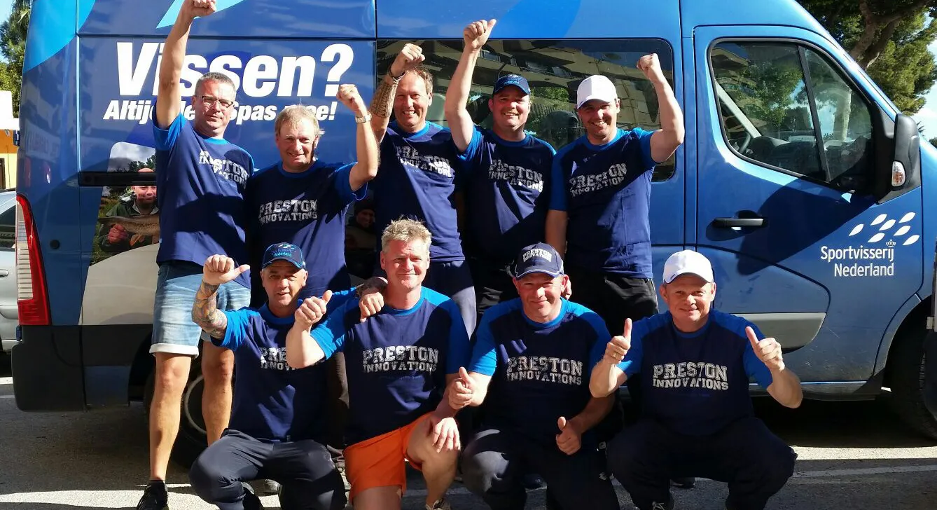 nederland winnaar eerste wereldkampioenschap feedervissen voor korpsen 86745