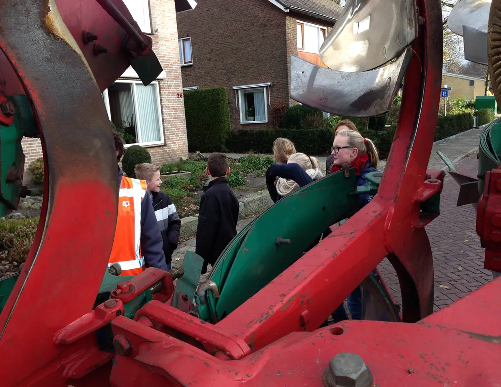 pq9urpjt665fh03au5n3govlz landbouwverkeer