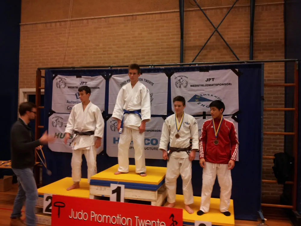 qdz6hym6z9hs4mbunr9y1cfyi 188848