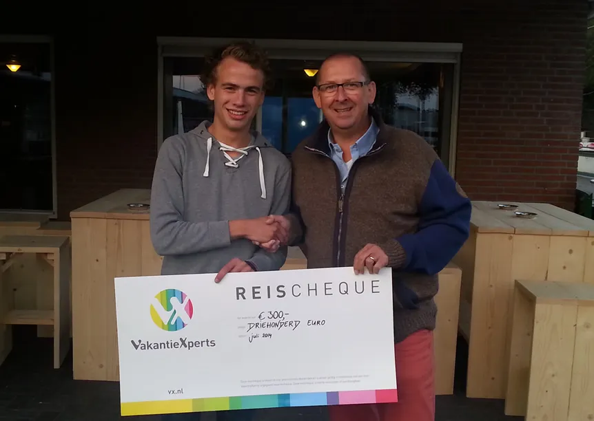 qmp6fko8hpm1tpogb94r56326 20140822203231