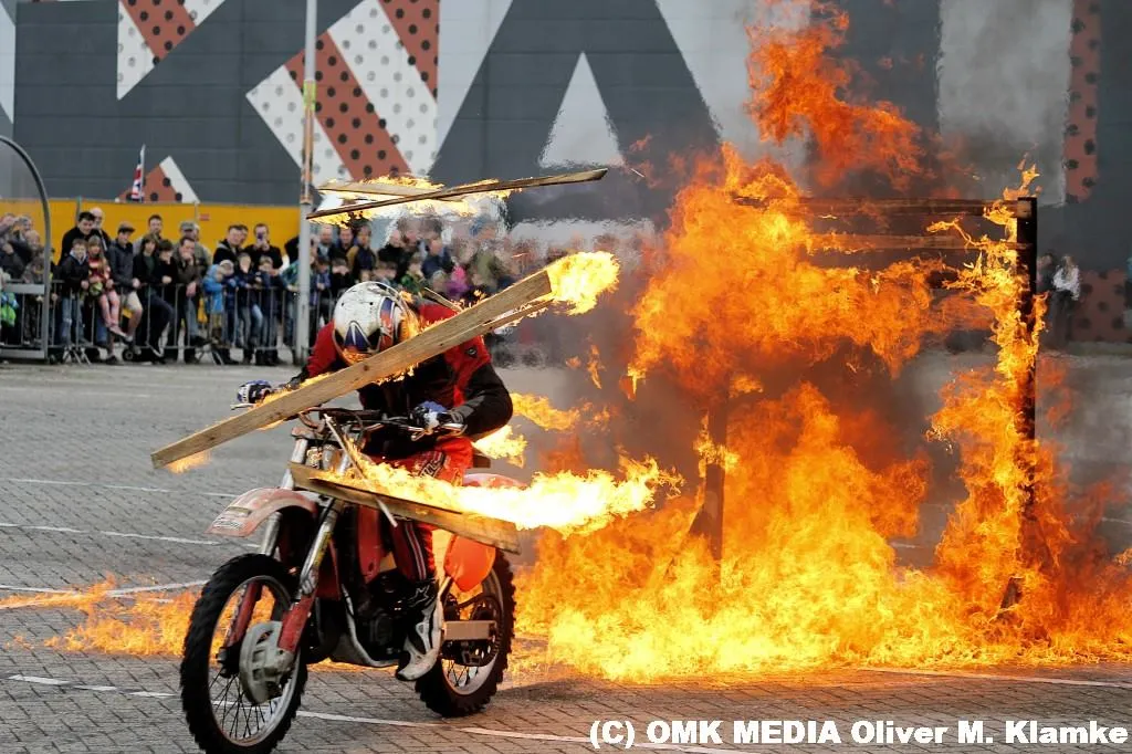 qn7nb70s3yl20adzlx3mfkkdw 7399428619639971523401926408981720549136o