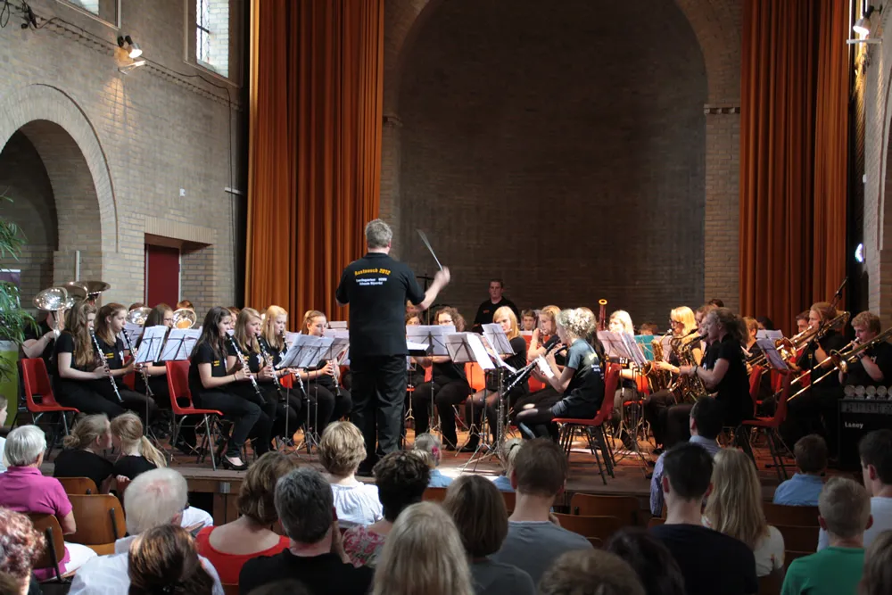 qxw1z5oidomxaadts5029970q img2428