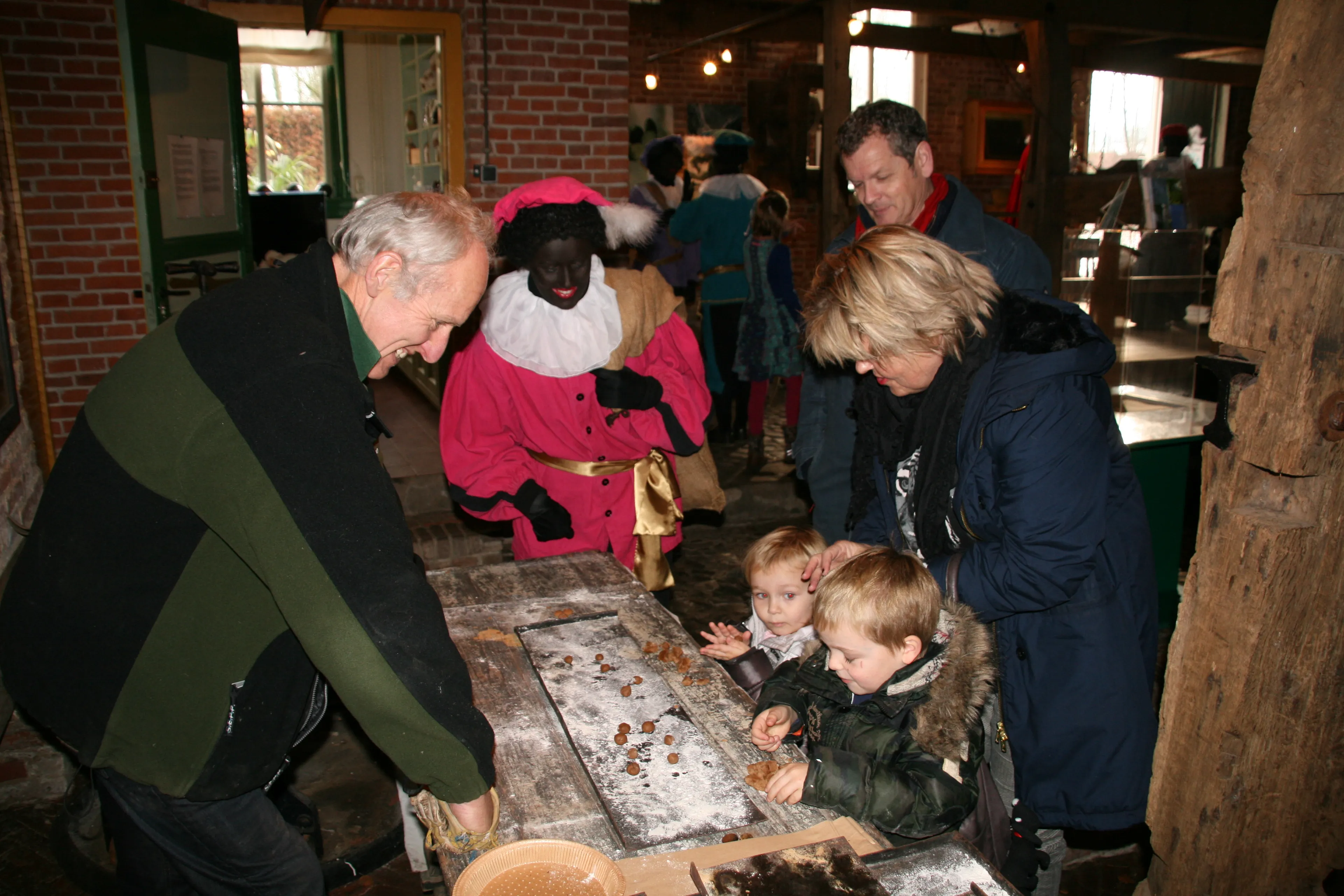 r0on6zvjs90pom8yfyq1xbxl7 foto sinterklaas bij de molen van frans