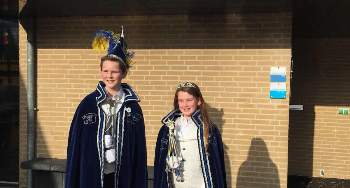 schoolprins tom en schoolprinses kira