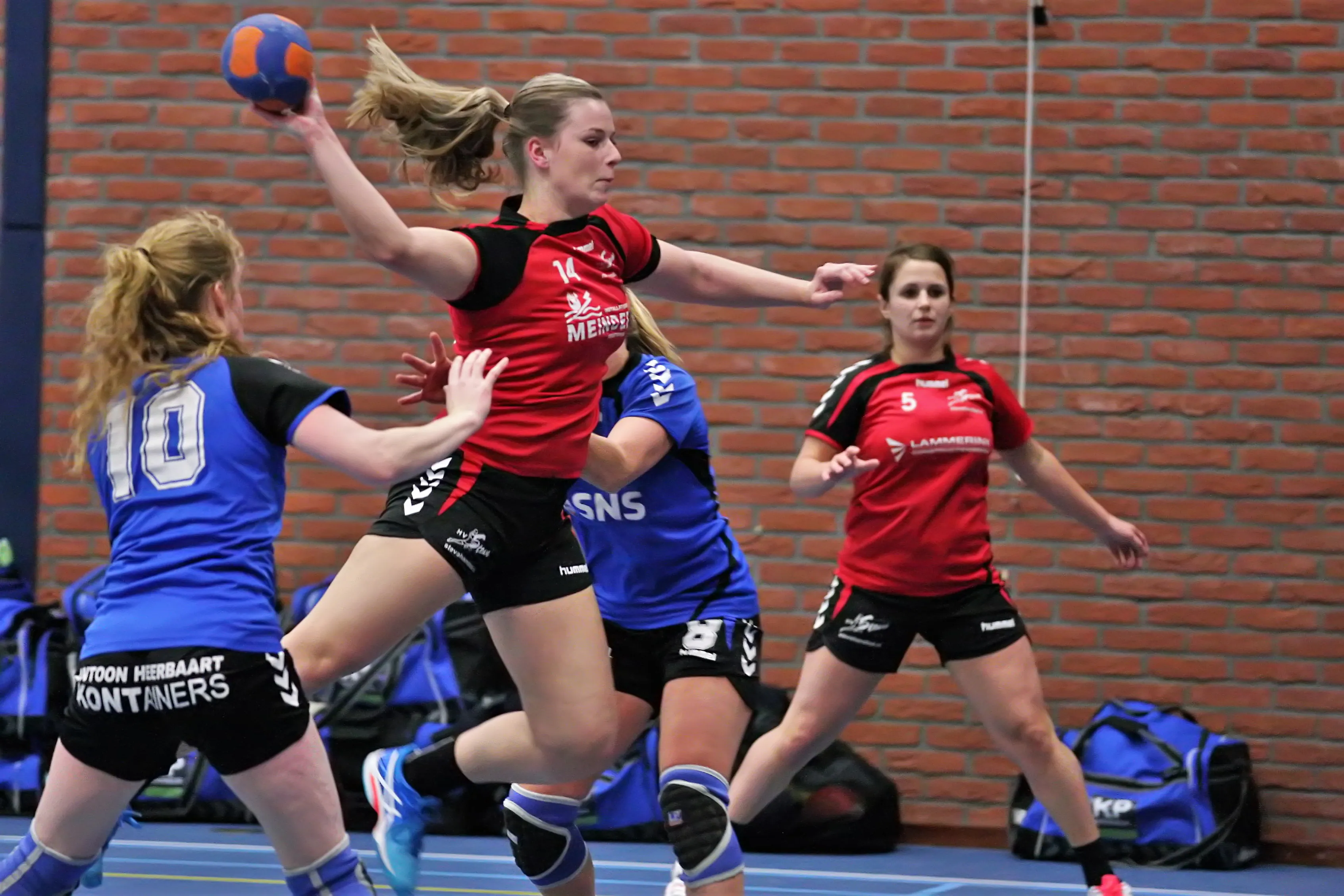 stevo dames 1 tegen bwo foto cb 10