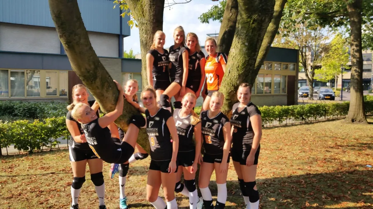 teamfotodynamo2016 17