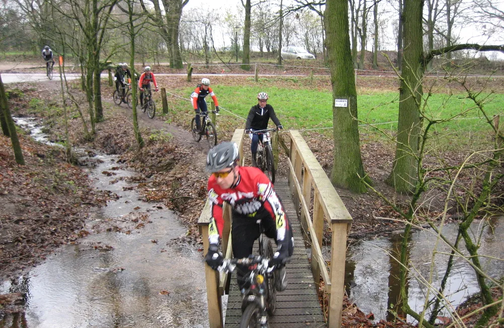 v12fujr0b2dg2wv20eqcmhc3t fotohgc2013