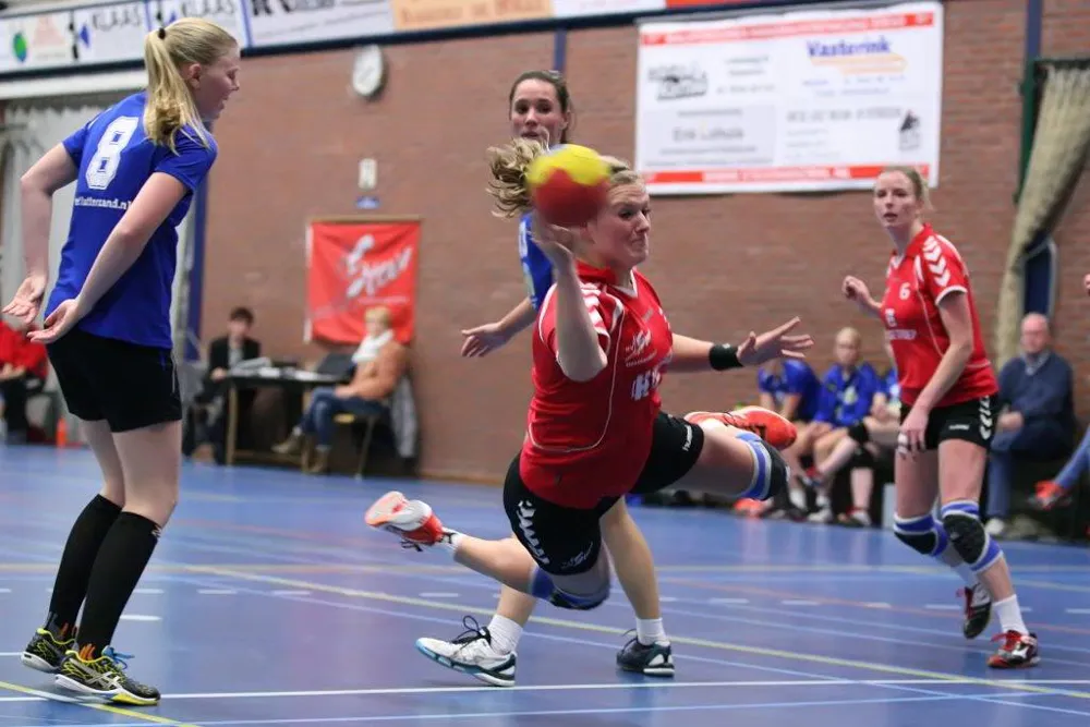 wnwcc16u5znm3ywcviru0antp dames stevo 1 de lutte foto cb 044a