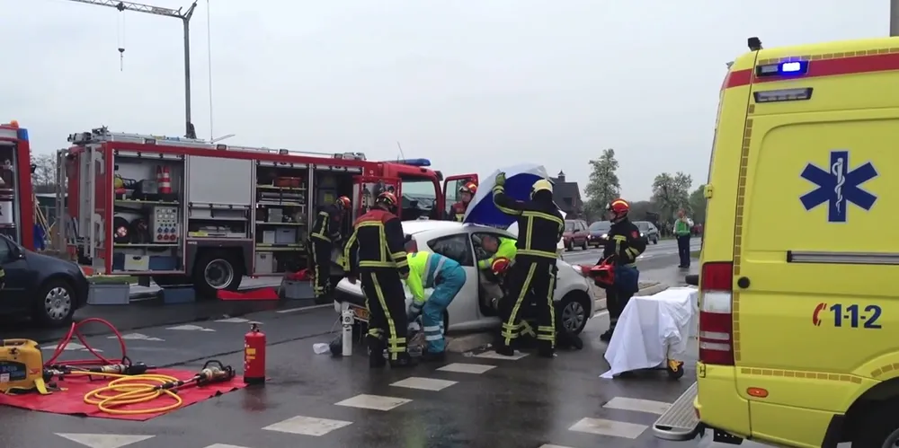 xmjkxacs84zd0mminvqpaz3nn screenshot 2014 04 06 21