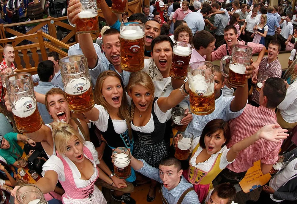 y8ugrjm3muppxvoca3g7h2iqf oktoberfest