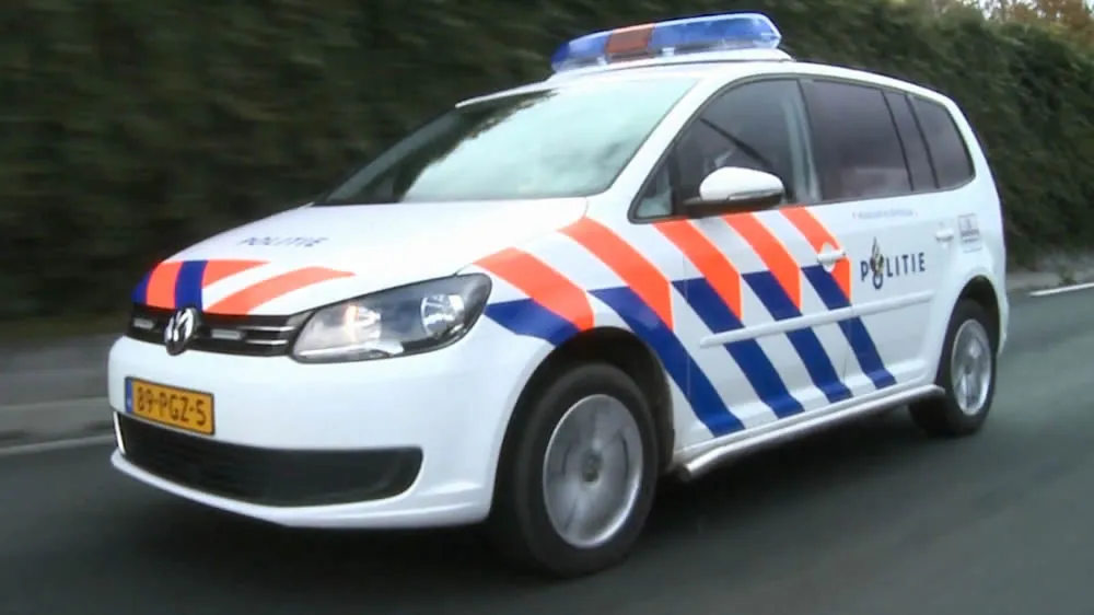 yuekcydv9dpskzx2lod96jf5v politieonderweghulpdienst112alarmnummerdienstwagen