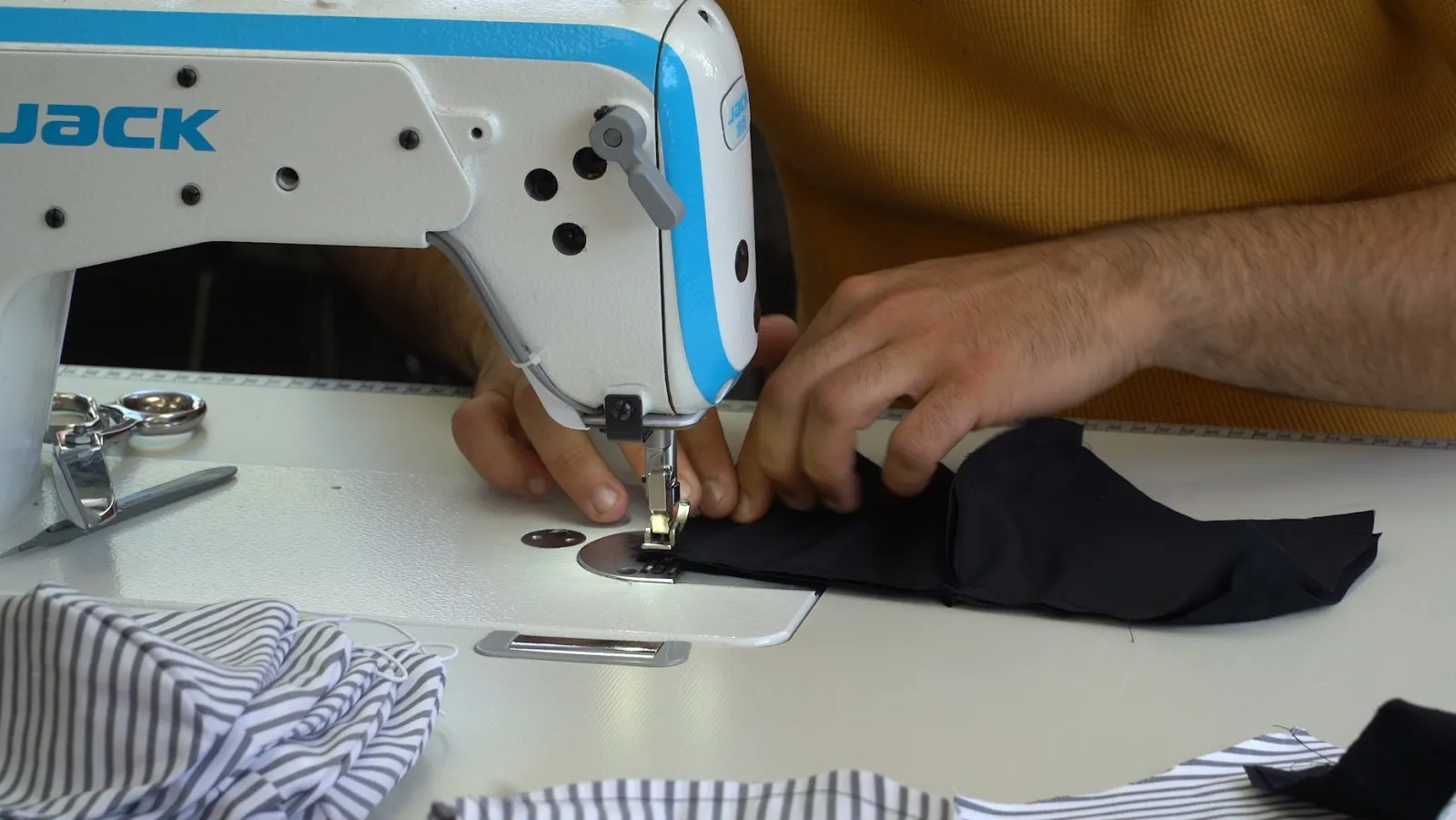 403800w1600r16 9975522bq90