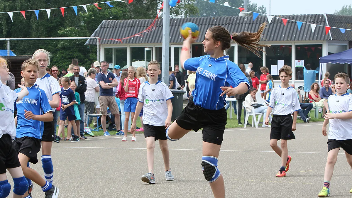 dss schoolhandbal4182