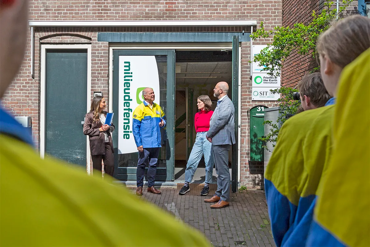 img 8756 tata steel geeft klimaatplan aan milieudefensie