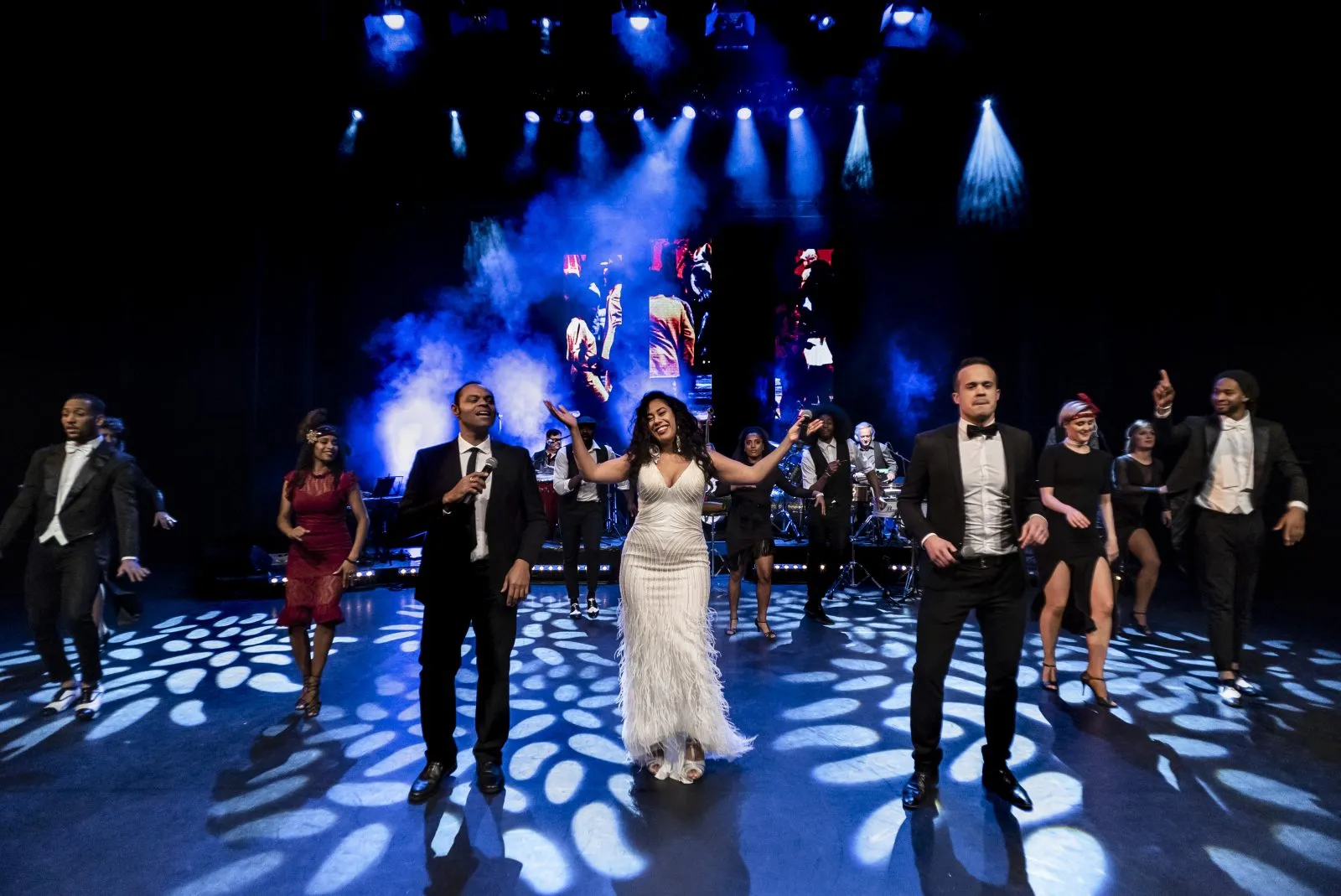 latin soul salsa 1600x1069 1