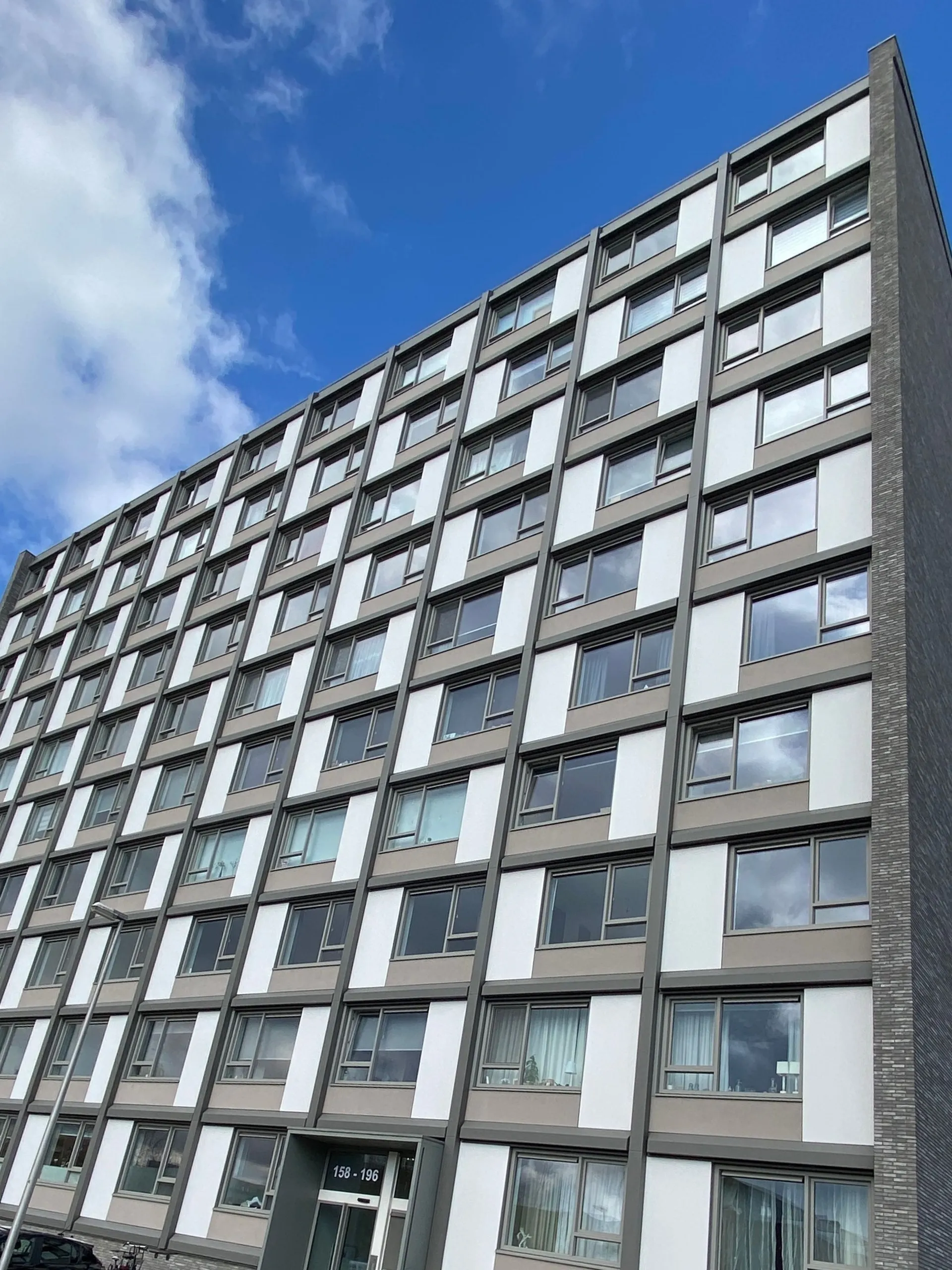 040521 persfoto 3 362 woningen cj dreven na groot onderhoud