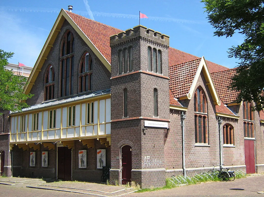 1024px de paardenkathedraal te utrecht