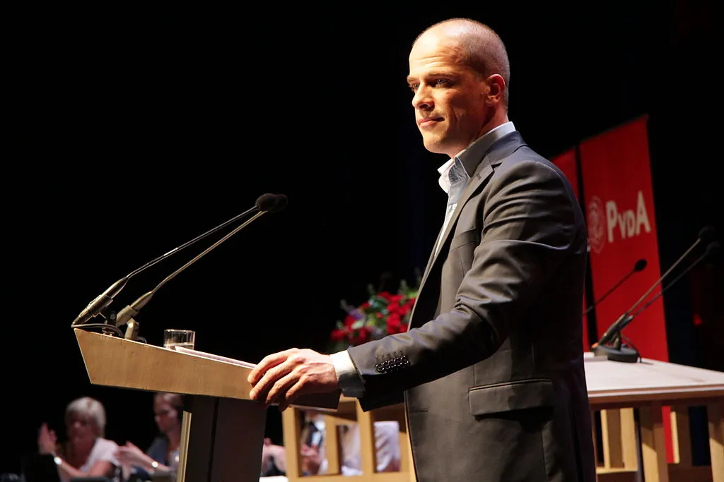 1024px diederik samsom bij het verkiezingscongres pvda