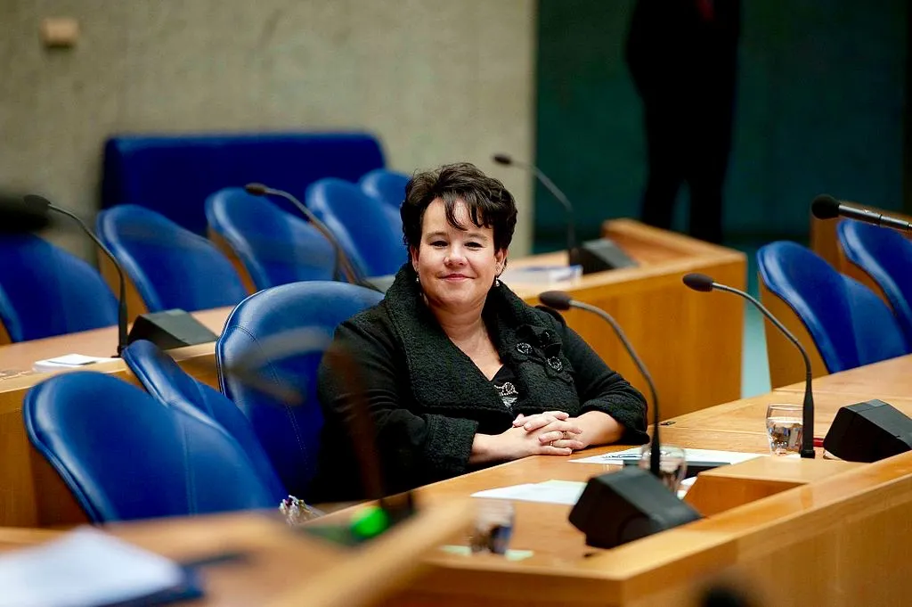 1024px sharon dijksma 2013 02 1