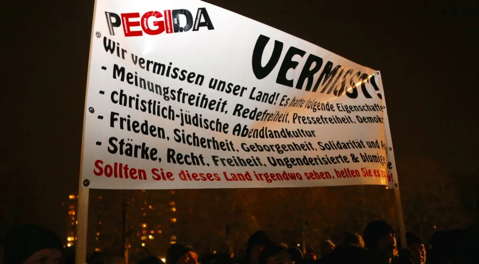 16244380676 a90c991a2e b 1