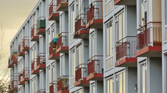 975117c66bbb71a16c650e76f913b8434220905b