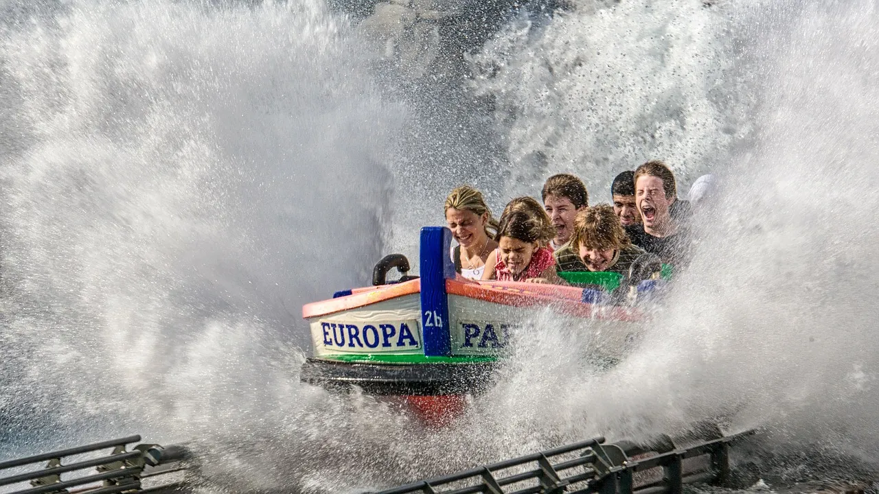 amusement park 237200 1280