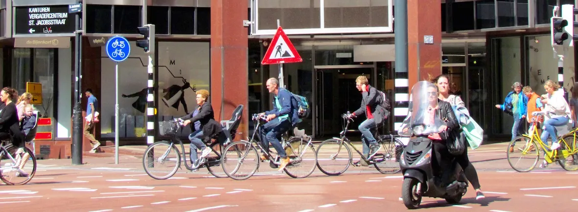 bijenkorf hoofdingang 4