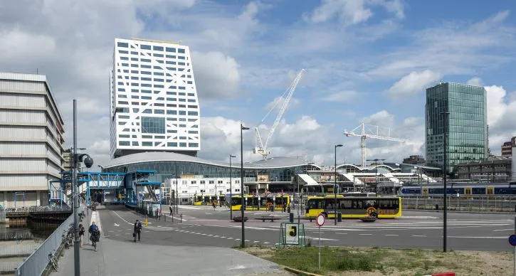 busstation west 001