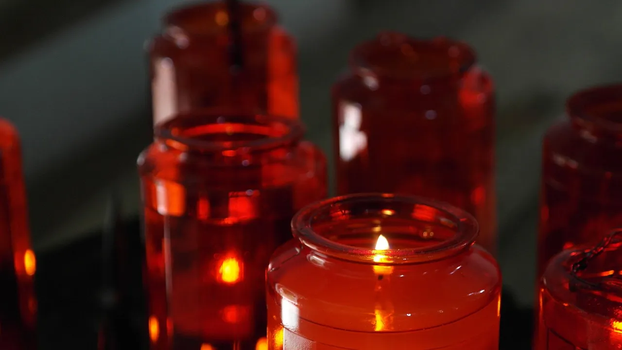 candles 407840 1280