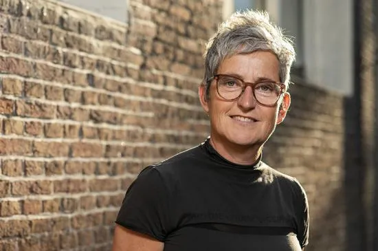 cobie de vos