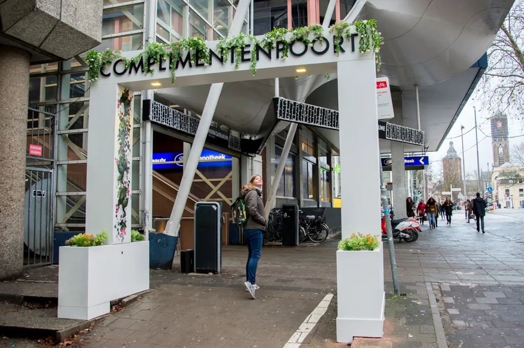 complimentenpoort station utrecht centraal