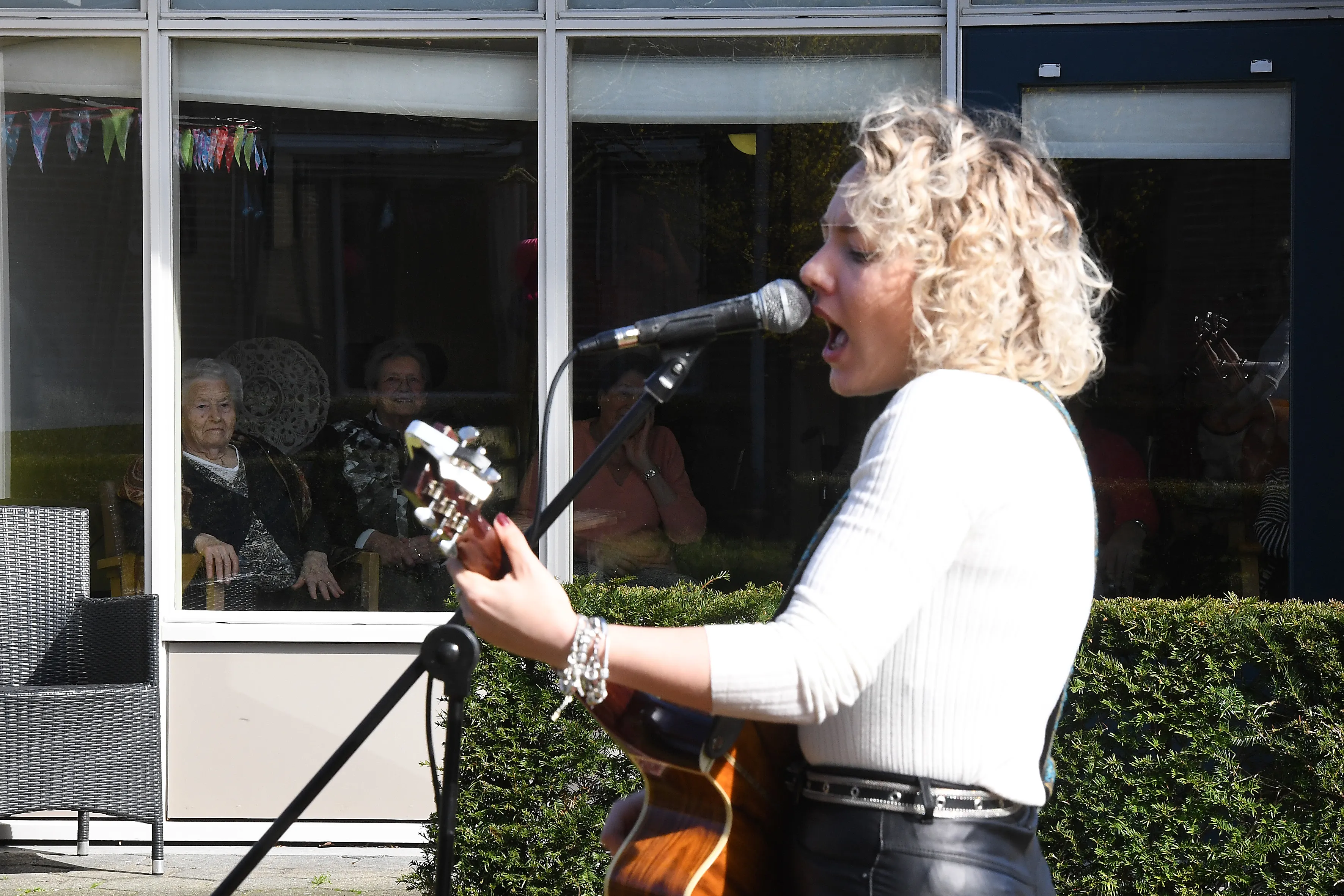 contactloos buitenconcert c ed van alem