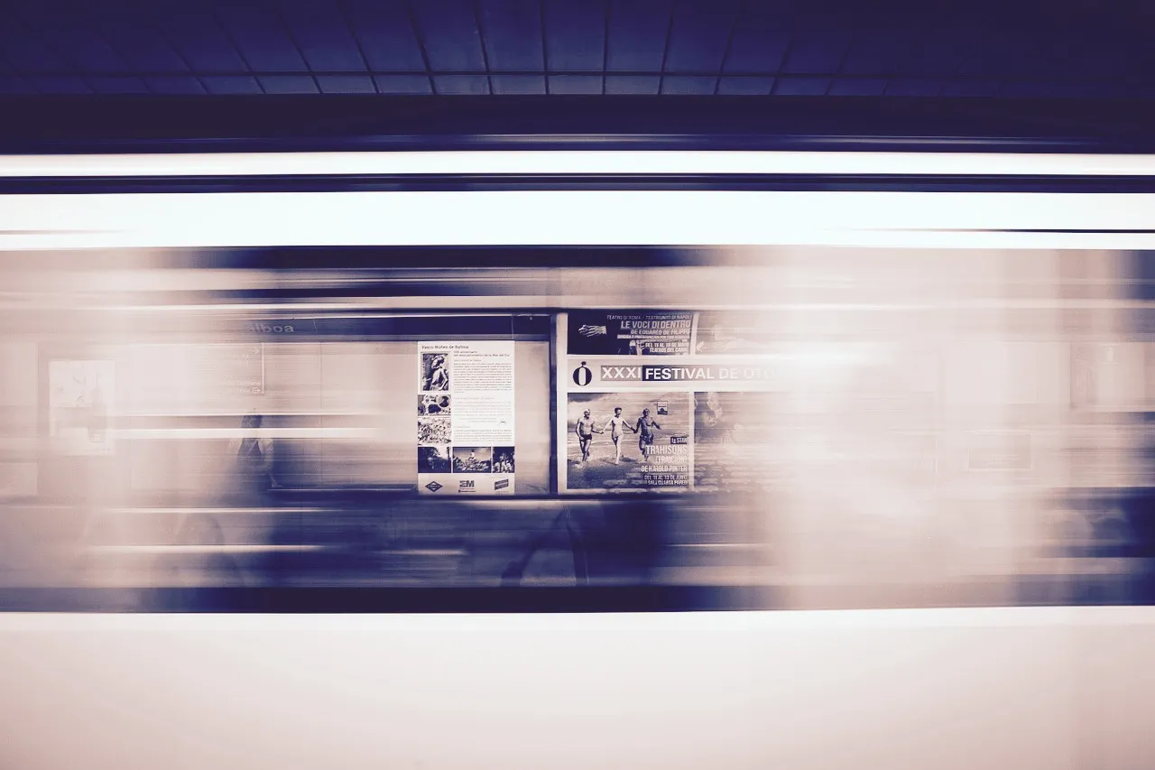 departure platform 371218 1280 1