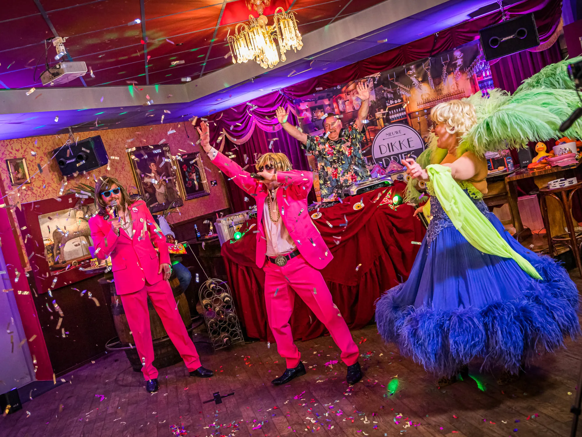 dikke dries feest optreden van richtig rex