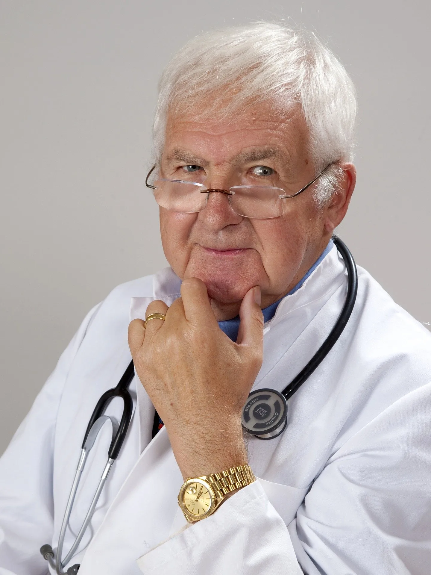 doctor 2337835 1920