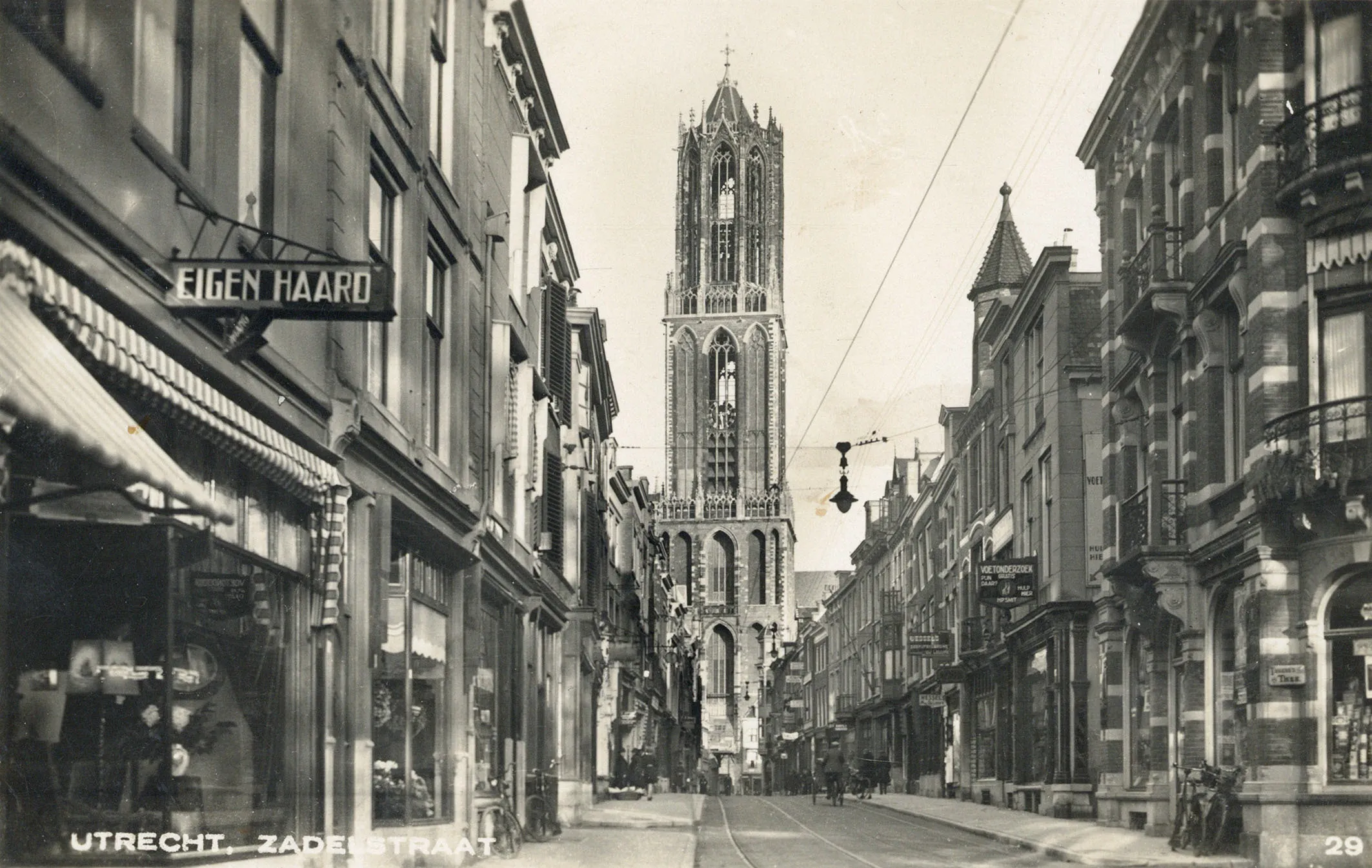 domtoren vanuit zadelstraat 1932 utrechts archief
