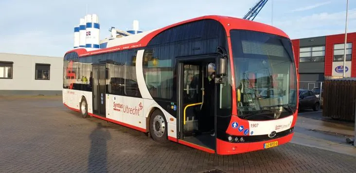 elektrische bus syntus