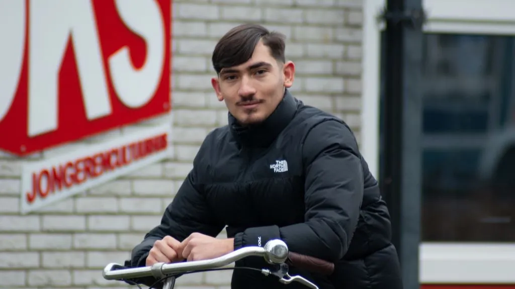 fietsen brengt je verder portretfoto murat