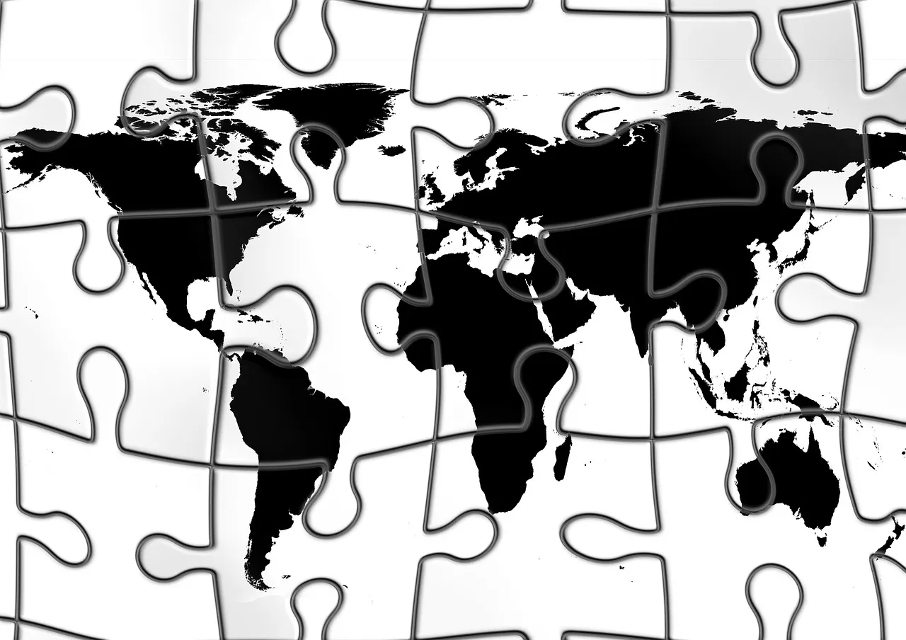globe 673010 1280