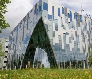 hijmans van den berghgebouw