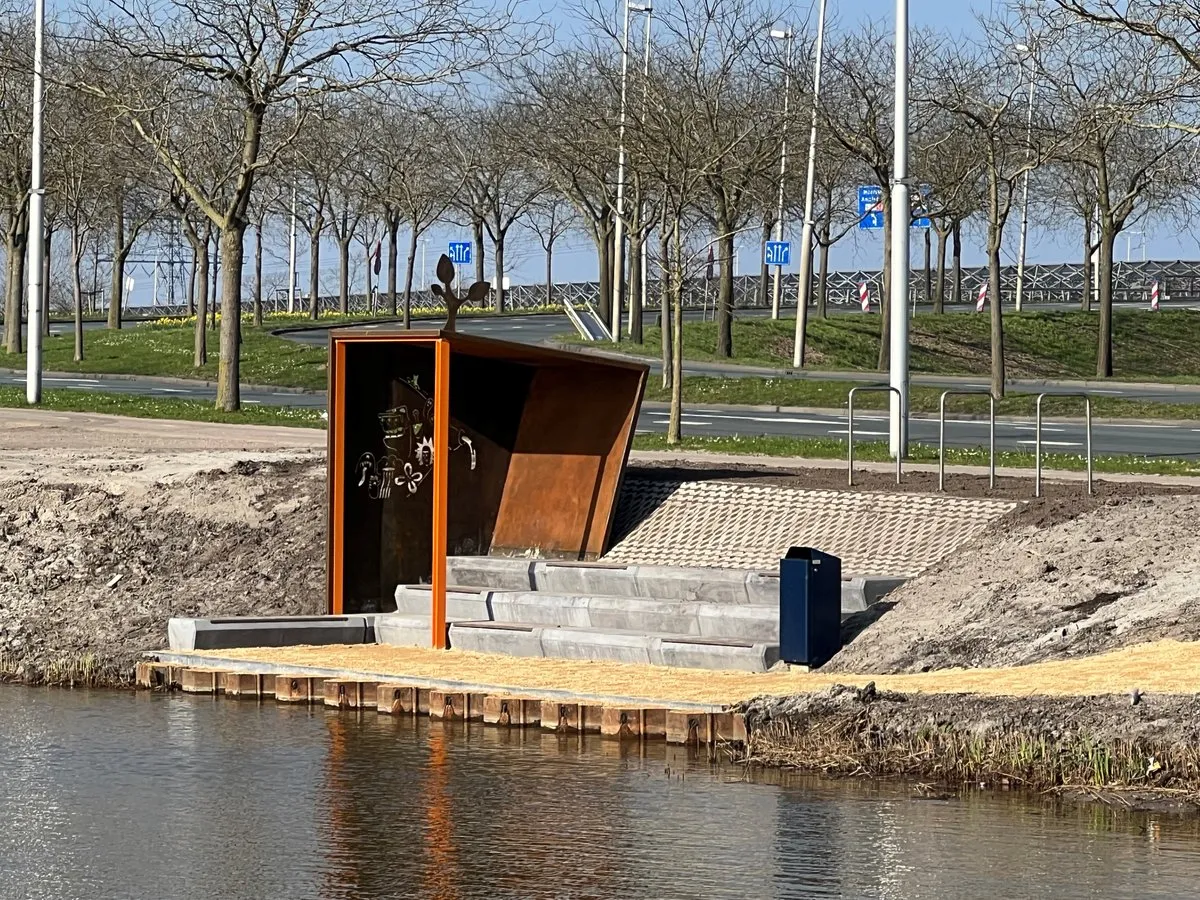 jongerenontmoetingsplek lr