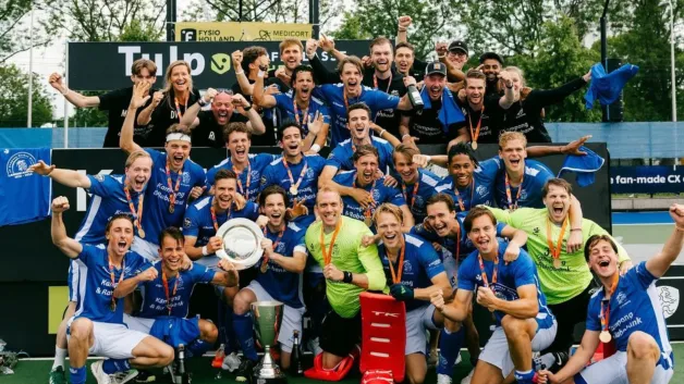 kampong heren 1 kampioen