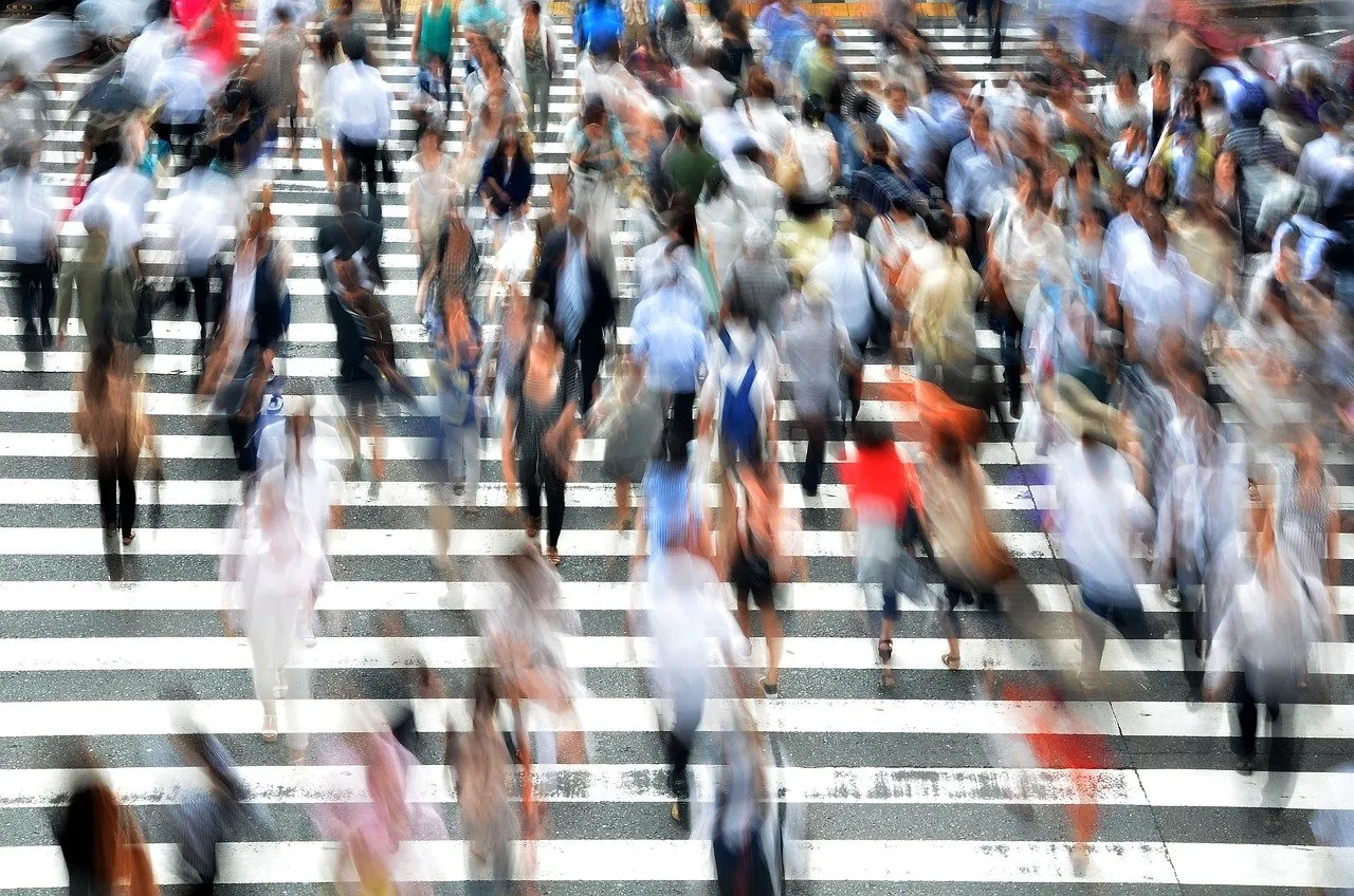 pedestrians 400811 1280