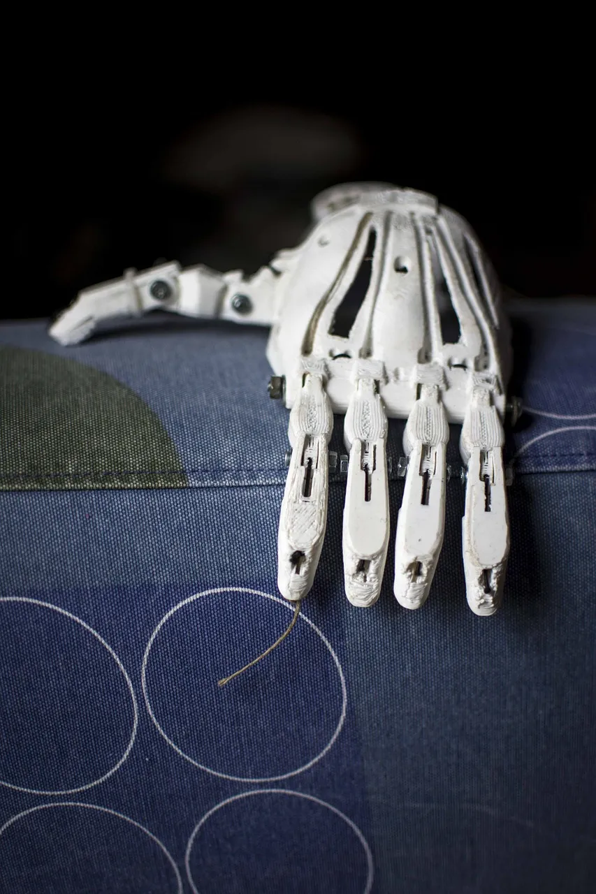 prostetic 1273178 1280