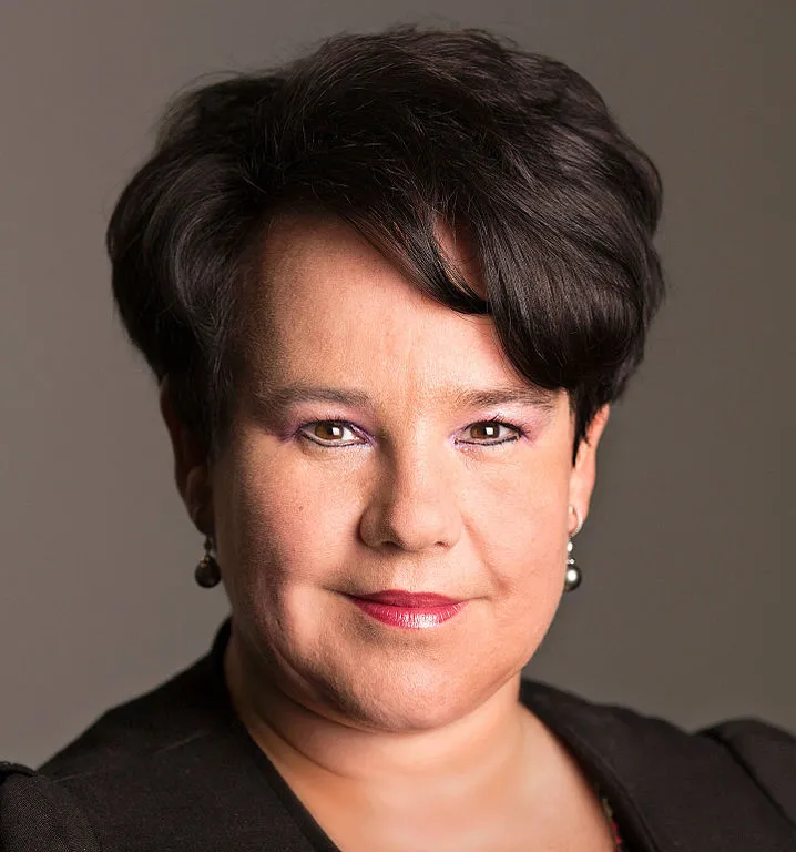 sharon dijksma 2015 1